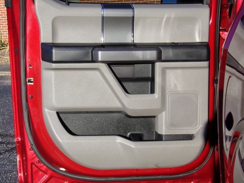 Used 2019 Ford F150 XLT w/ Equipment Group 302A Luxury image 78