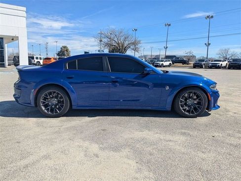Used 2020 Dodge Charger SRT Hellcat w/ Carbon/Suede Interior Package image 10