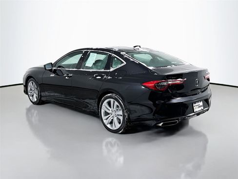 Used 2022 Acura TLX w/ Technology Package image 6
