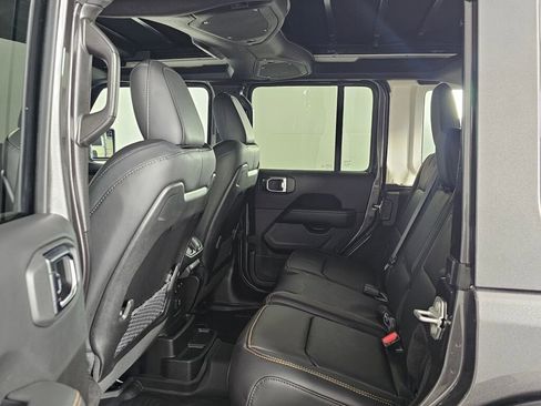 New 2025 Jeep Wrangler Unlimited Rubicon 392 image 17