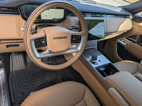 New 2026 Land Rover Range Rover Long Wheelbase SE AWD/4WD image 5