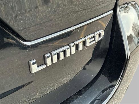 Certified 2023 Jeep Grand Cherokee Limited image 13