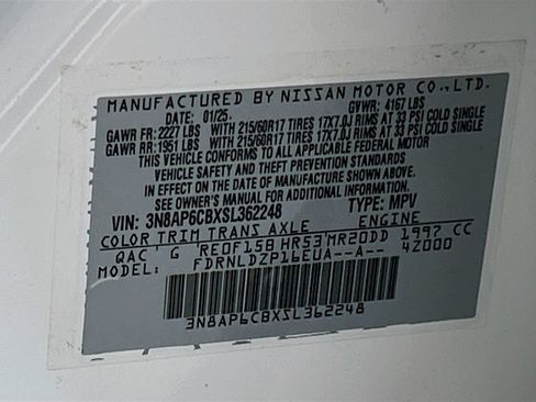 Used 2025 Nissan Kicks SV AWD/4WD image 27