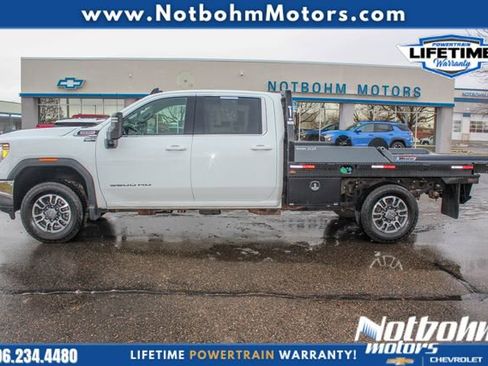 Used 2023 GMC Sierra 3500 SLE w/ SLE Convenience Package image 4