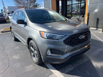 Used 2022 Ford Edge SEL w/ Sport Appearance Package