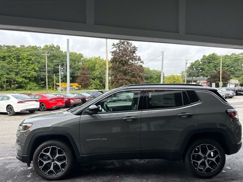 New 2026 Jeep Compass Limited AWD/4WD image 5