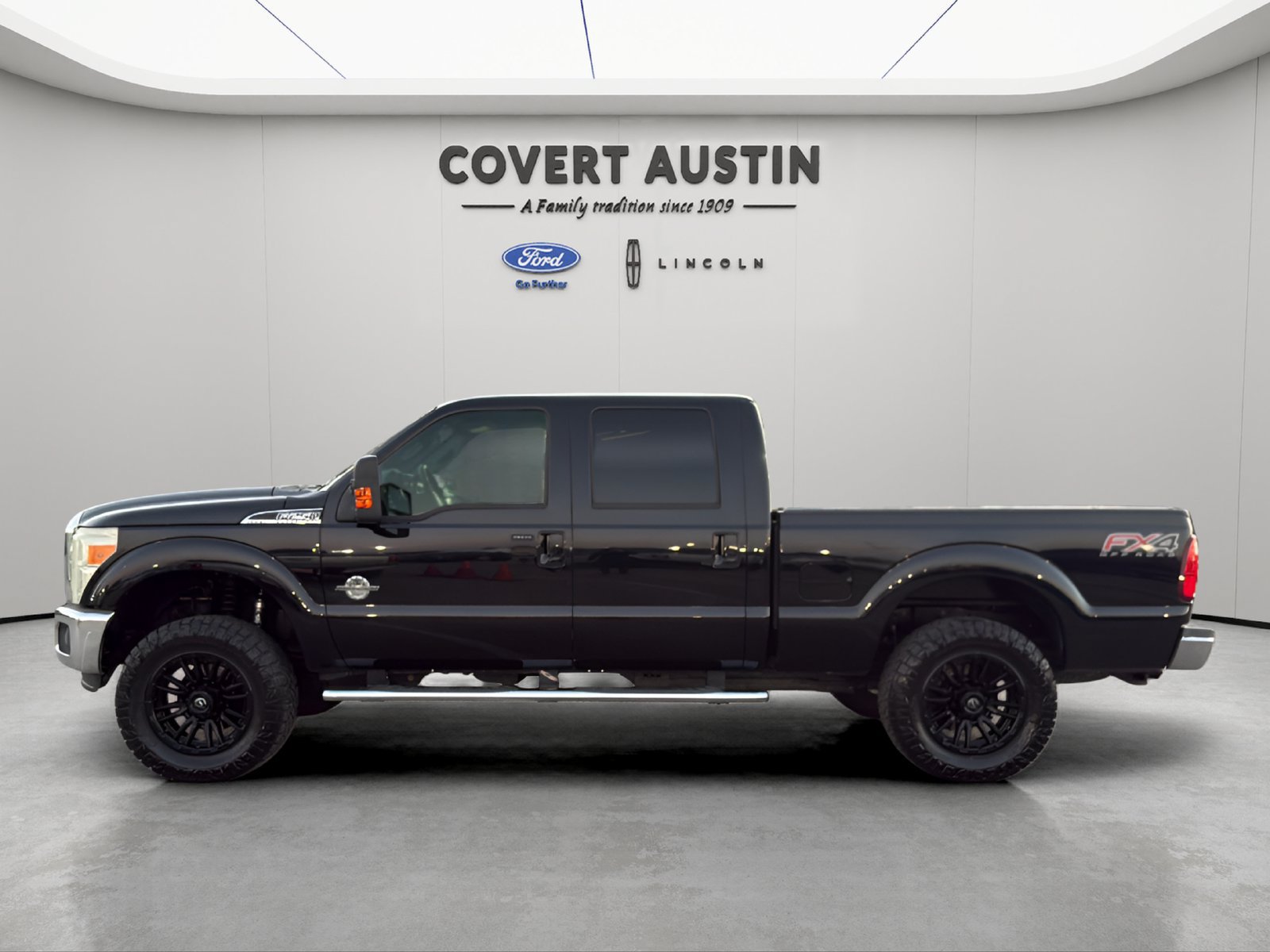 Used 2016 Ford F250 Lariat w/ Lariat Ultimate Package AWD/4WD image 2