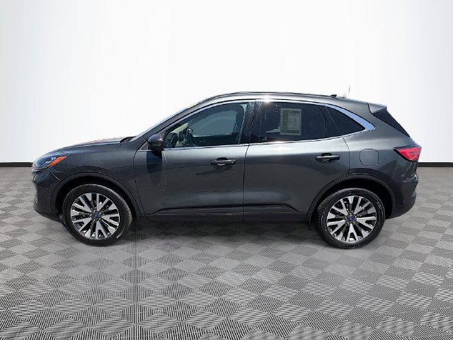 Used 2020 Ford Escape Titanium AWD/4WD image 4