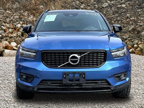 Used 2021 Volvo XC40 T5 R-Design w/ Climate Package image 3