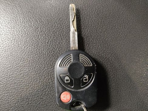 Used 2016 Ford Escape SE image 32