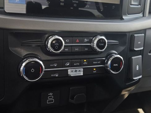 Used 2025 Ford F150 XLT w/ Equipment Group 301A Standard image 21