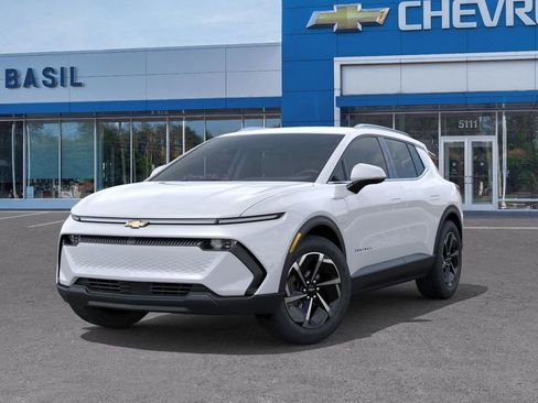 New 2026 Chevrolet Equinox EV LT FWD image 6
