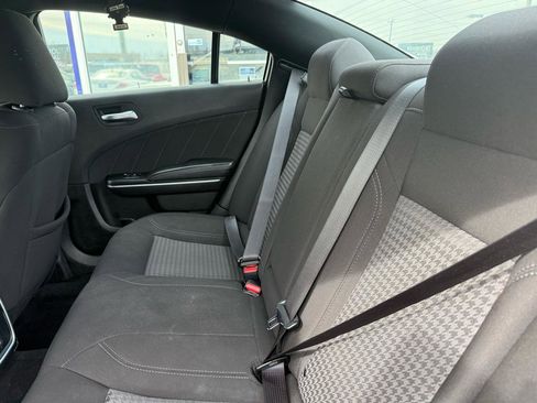 Used 2023 Dodge Charger SXT image 7