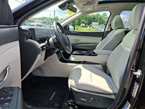 Certified 2025 Hyundai Tucson SEL AWD/4WD image 13