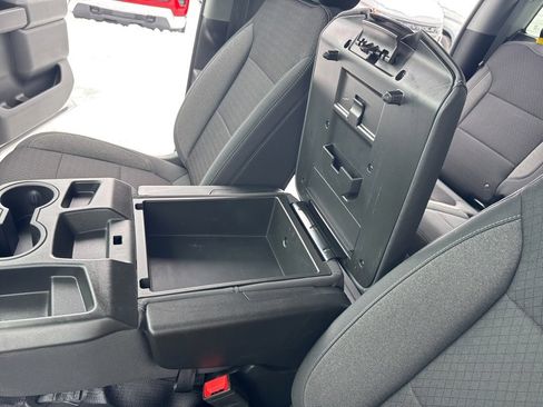 Used 2022 Chevrolet Silverado 2500 Custom w/ Custom Value Package image 20