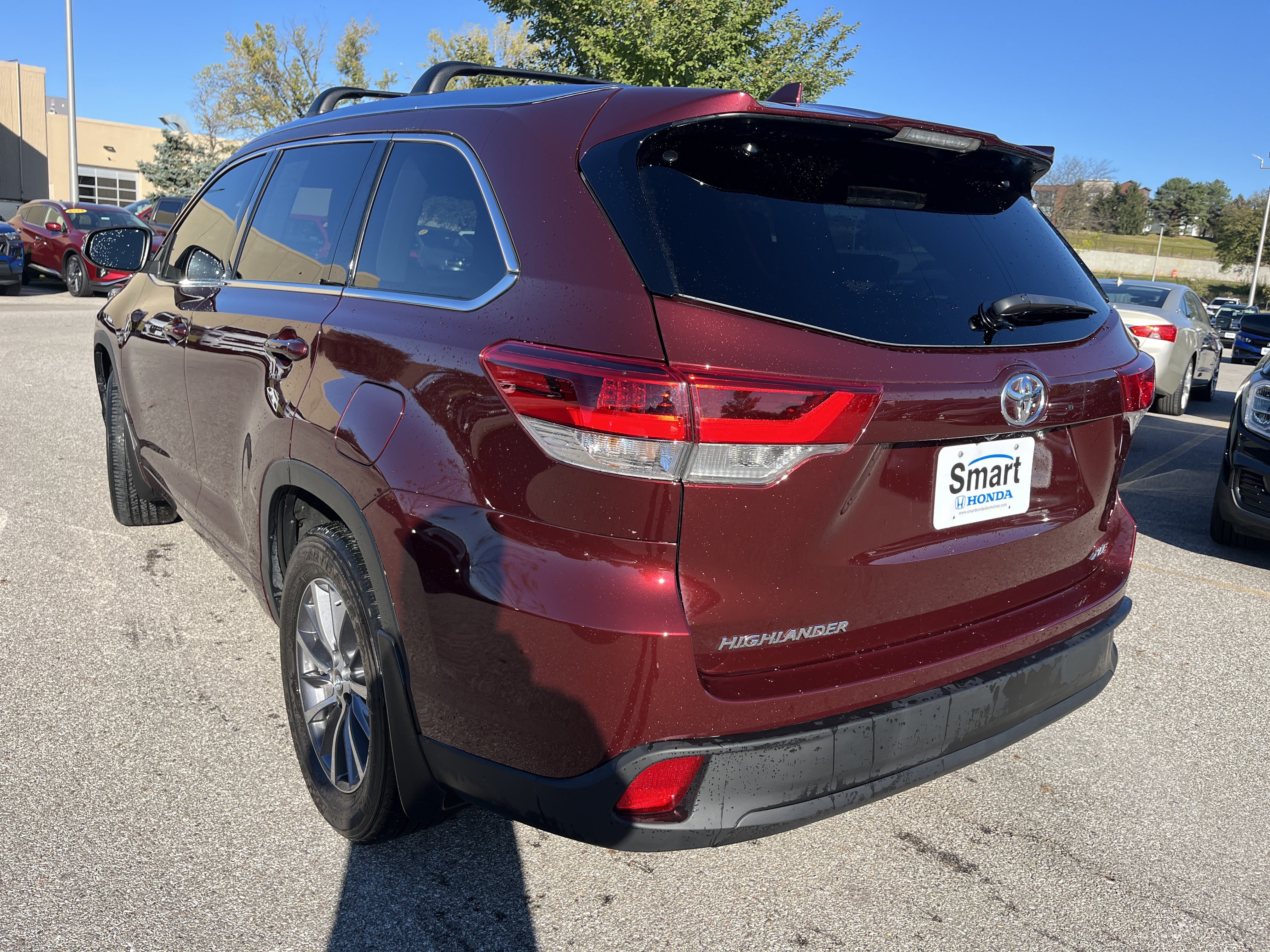 Used 2018 Toyota Highlander XLE FWD image 6