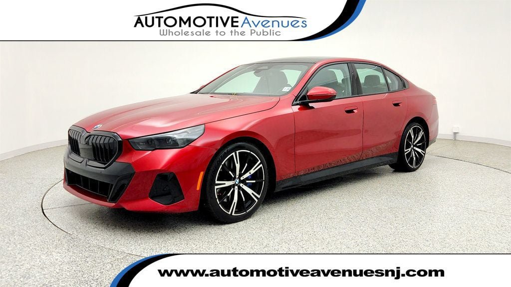Used 2024 BMW 540i xDrive w/ Premium Package AWD/4WD image 1