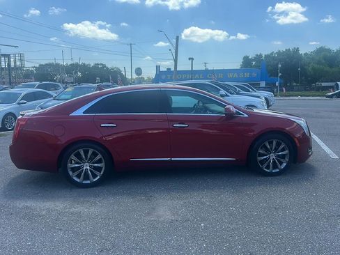 Used 2014 Cadillac XTS image 2