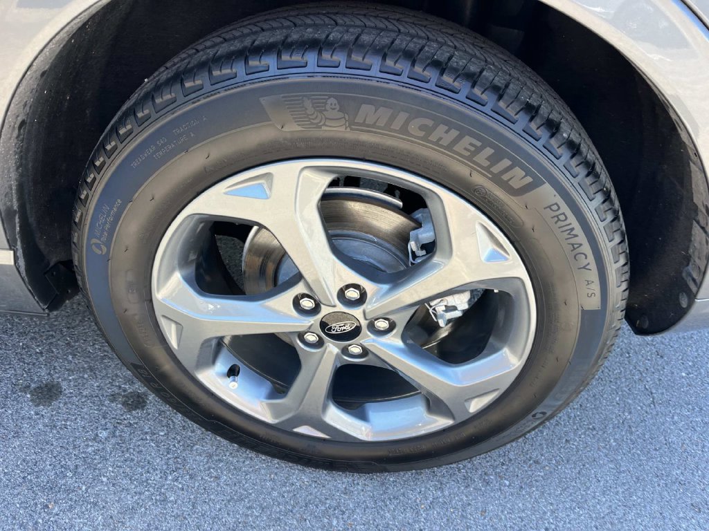 Used 2024 Ford Escape ST-Line w/ Tech Pack #1 FWD image 14