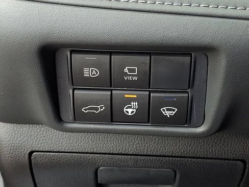 Used 2021 Toyota Highlander Platinum AWD/4WD image 23