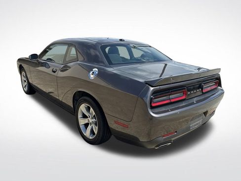 Used 2021 Dodge Challenger SXT RWD image 10