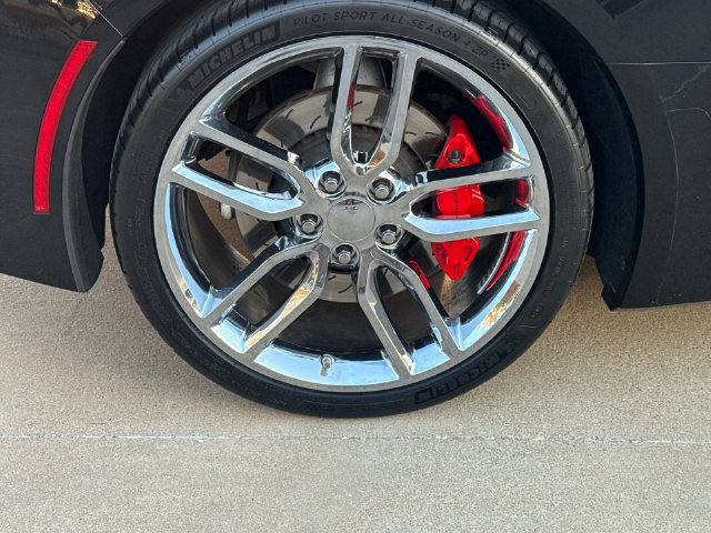 Used 2016 Chevrolet Corvette Stingray Coupe RWD image 11