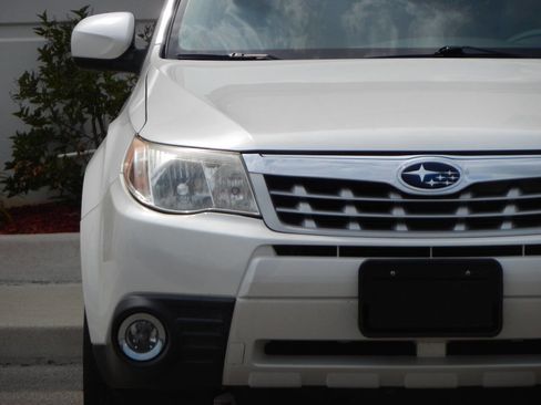 Used 2012 Subaru Forester 2.5X Limited image 11