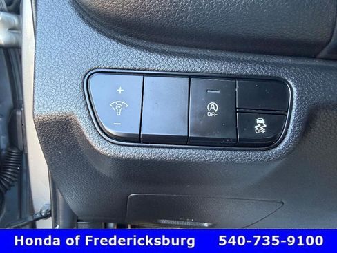 Used 2024 Kia Seltos EX image 33