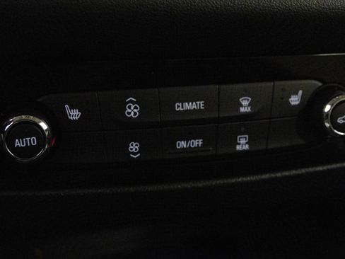 Certified 2023 Buick Enclave Essence w/ Experience Buick Package image 25