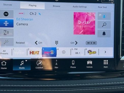 New 2026 Chrysler Pacifica Select AWD/4WD image 17