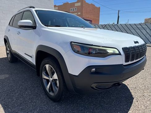 Used 2020 Jeep Cherokee Latitude w/ Quick Order Package 26F North AWD/4WD image 7