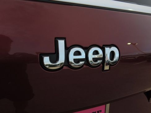 Used 2021 Jeep Grand Cherokee L Limited AWD/4WD image 21