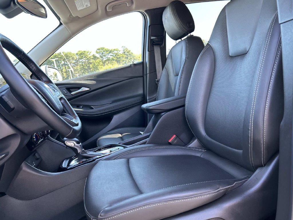 Used 2024 Buick Encore GX Sport Touring w/ Comfort Package AWD/4WD image 26