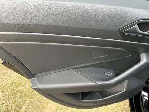 Used 2021 Volkswagen Jetta SE image 13