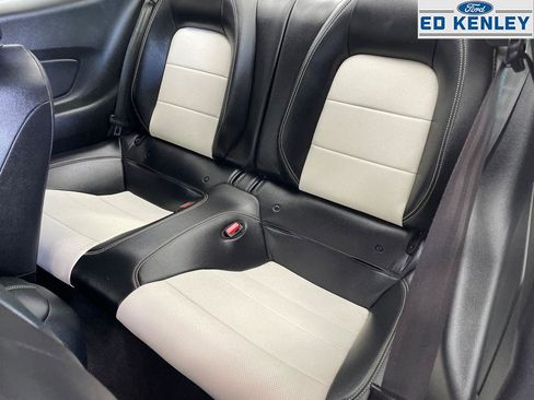 Used 2022 Ford Mustang GT Premium image 6