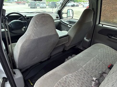 Used 1999 Ford F350 4x4 Crew Cab DRW Super Duty image 36