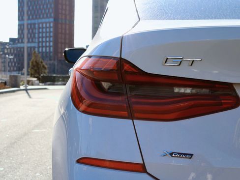 Used 2018 BMW 640i Gran Turismo xDrive w/ Luxury Seating Package image 12