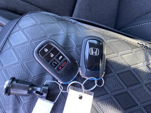 Used 2023 Honda Accord EX image 41