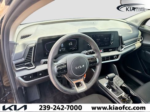 Used 2023 Kia Sportage LX image 24