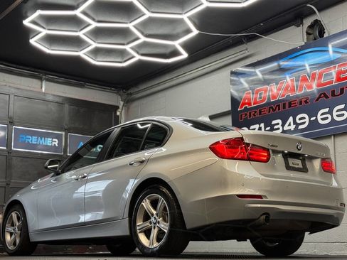 Used 2014 BMW 320i xDrive Sedan AWD/4WD image 11