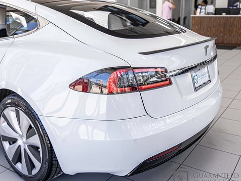 Used 2021 Tesla Model S Performance AWD/4WD image 13