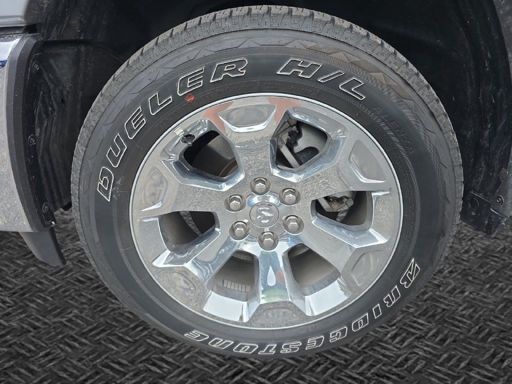 Used 2025 RAM 1500 Big Horn AWD/4WD image 11