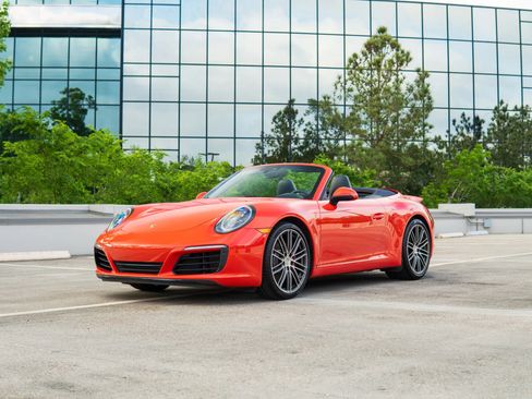 Used 2019 Porsche 911 Carrera S RWD image 26