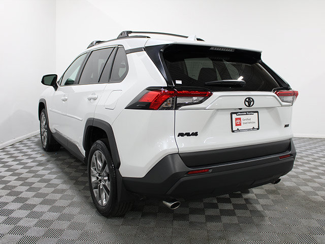 Certified 2024 Toyota RAV4 XLE Premium FWD image 4