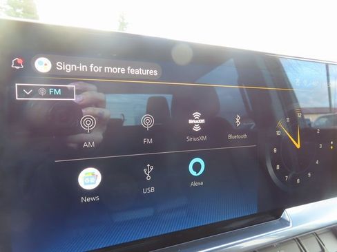 Used 2025 Chevrolet Silverado 1500 LT image 21