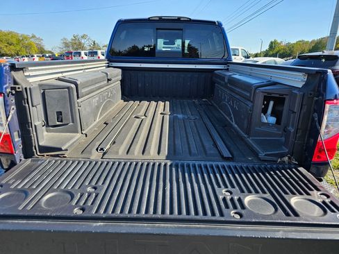 Used 2018 Nissan Titan Platinum Reserve w/ Platinum Utility Package image 17