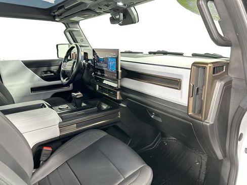 Used 2024 GMC Hummer EV 2X AWD/4WD image 31
