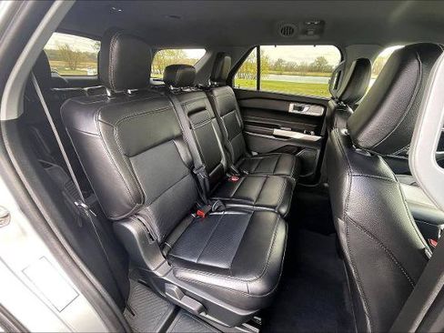 Certified 2023 Ford Explorer Limited AWD/4WD image 16