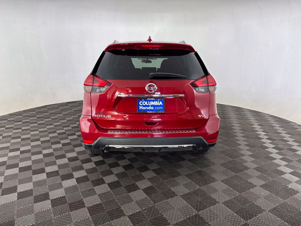 Used 2017 Nissan Rogue SV FWD image 6
