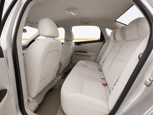 Used 2007 Chevrolet Impala LS FWD image 13